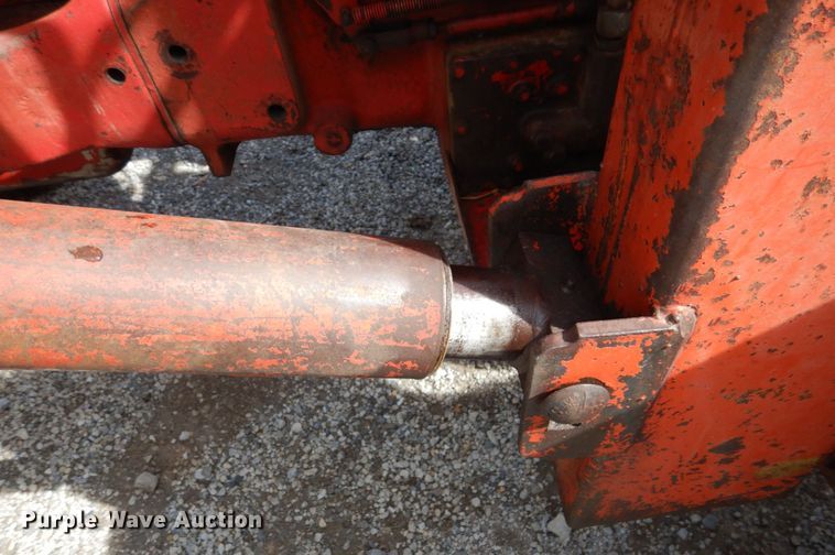 image for item KD9892 Farmall 656  tractor