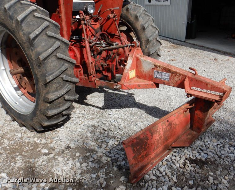 image for item KD9892 Farmall 656  tractor