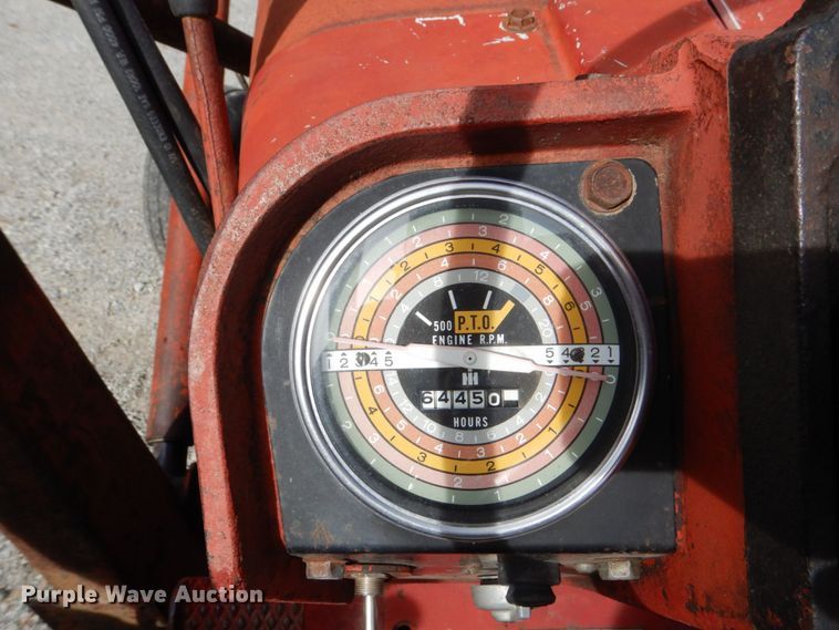 image for item KD9892 Farmall 656  tractor