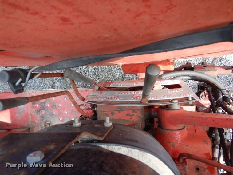 image for item KD9892 Farmall 656  tractor