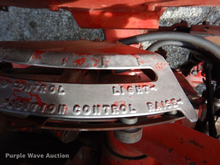 image for item KD9892 Farmall 656  tractor