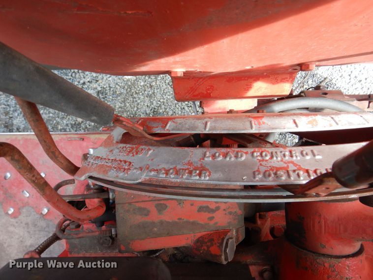 image for item KD9892 Farmall 656  tractor