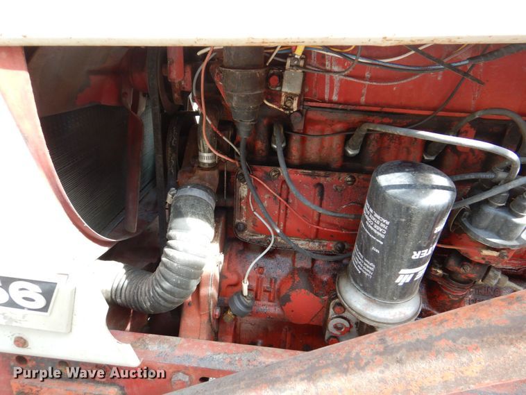 image for item KD9892 Farmall 656  tractor