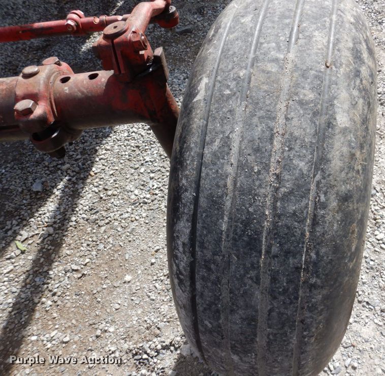 image for item KD9892 Farmall 656  tractor