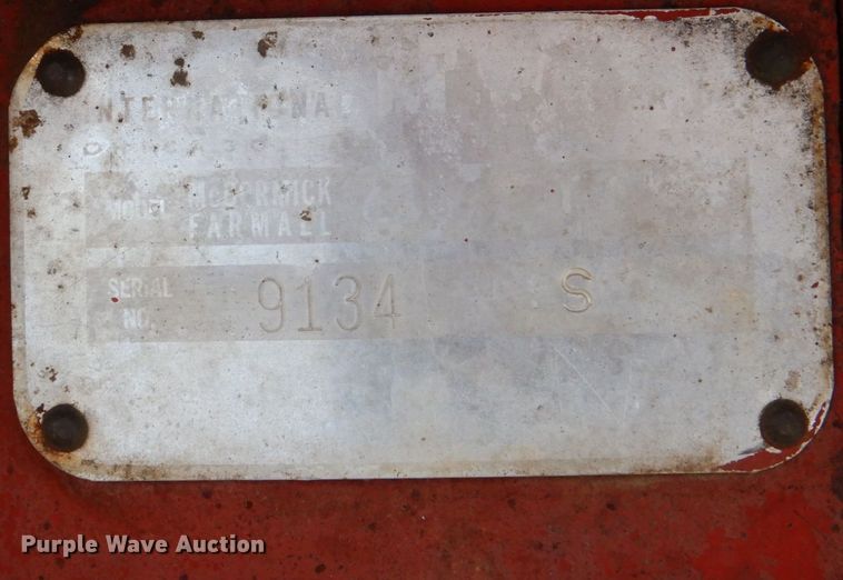 image for item KD9892 Farmall 656  tractor