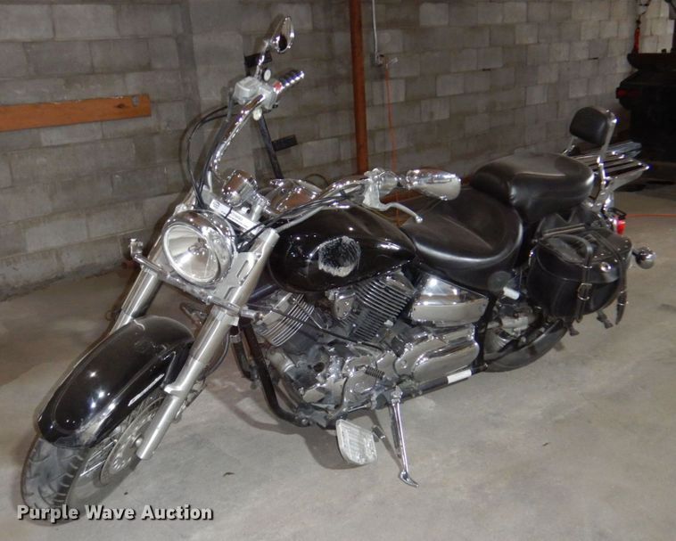 image for item KD9893 2003 Yamaha XVS1100  motorcycle