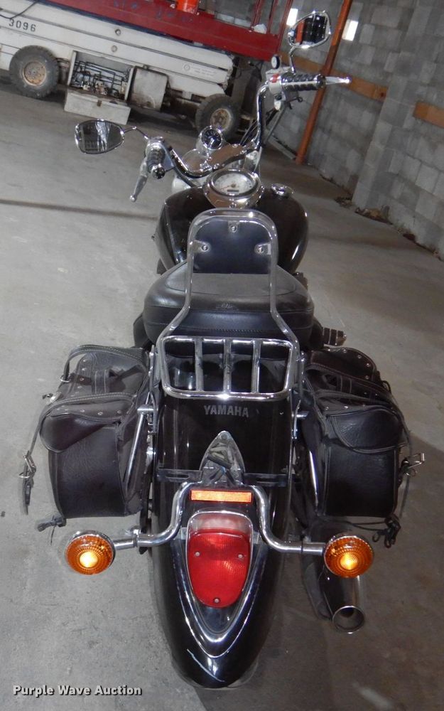 image for item KD9893 2003 Yamaha XVS1100  motorcycle