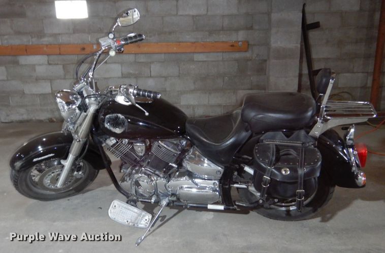 image for item KD9893 2003 Yamaha XVS1100  motorcycle