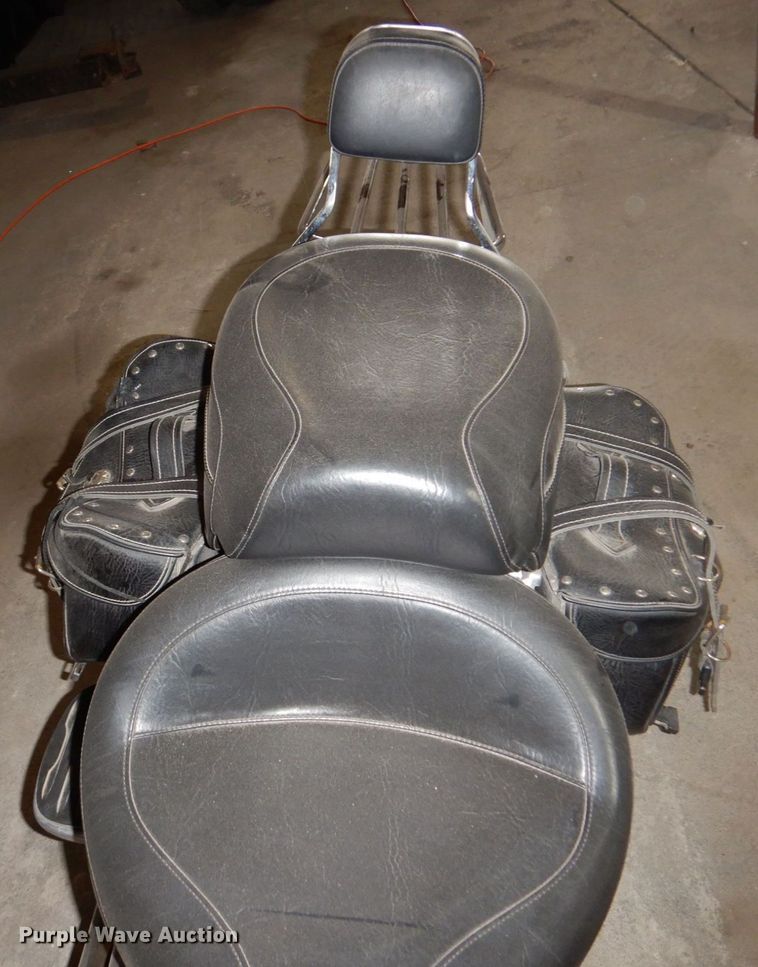 image for item KD9893 2003 Yamaha XVS1100  motorcycle