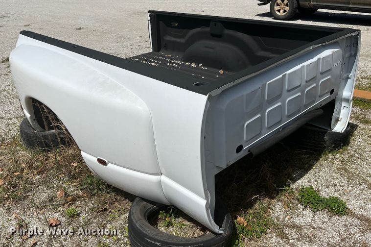 image for item KG9856 2013 Dodge Ram truck bed