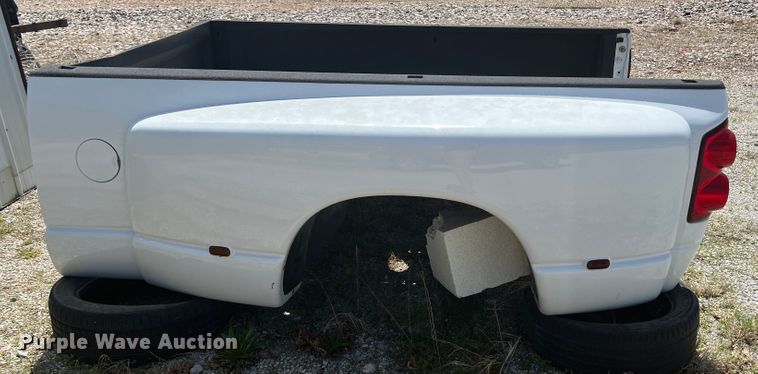 image for item KG9856 2013 Dodge Ram truck bed