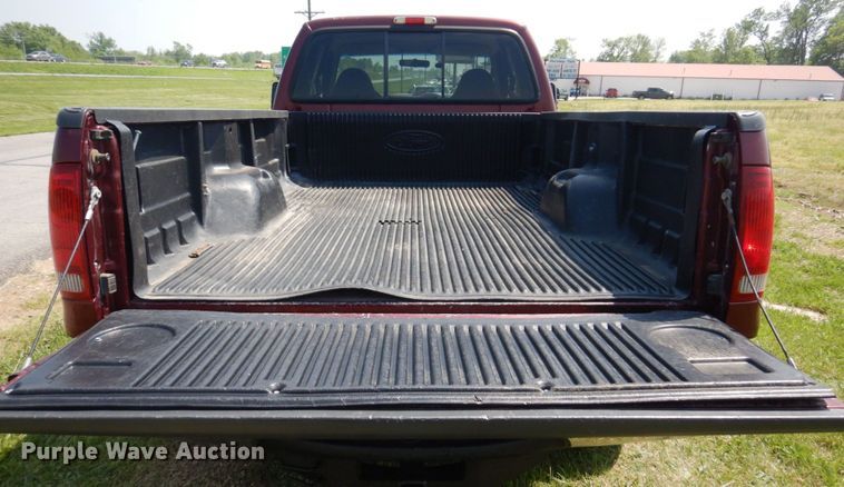 image for item KR9349 1999 Ford F350 Super Duty XLT  SuperCab pickup truck