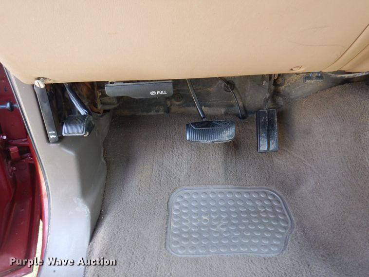 image for item KR9349 1999 Ford F350 Super Duty XLT  SuperCab pickup truck