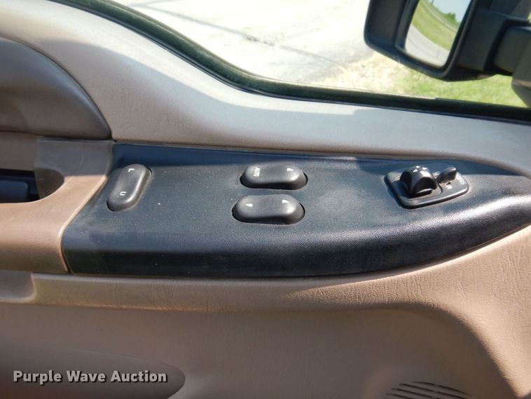 image for item KR9349 1999 Ford F350 Super Duty XLT  SuperCab pickup truck