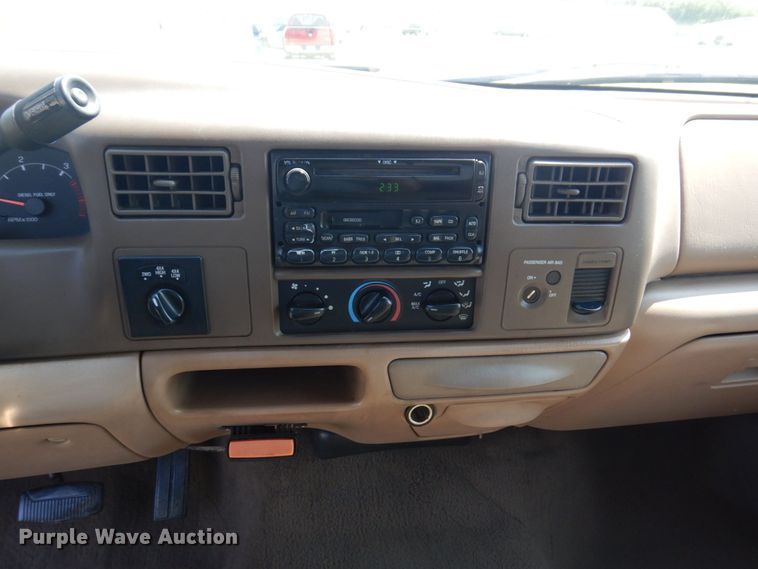 image for item KR9349 1999 Ford F350 Super Duty XLT  SuperCab pickup truck