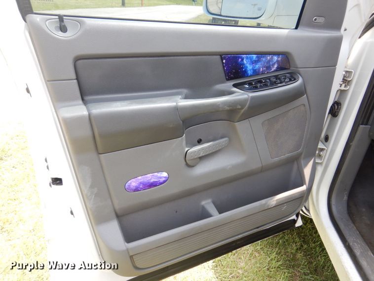 image for item KR9354 2006 Dodge Ram 2500 HD SLT Laramie  Quad Cab pickup truck