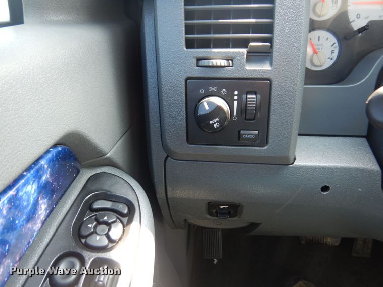 image for item KR9354 2006 Dodge Ram 2500 HD SLT Laramie  Quad Cab pickup truck