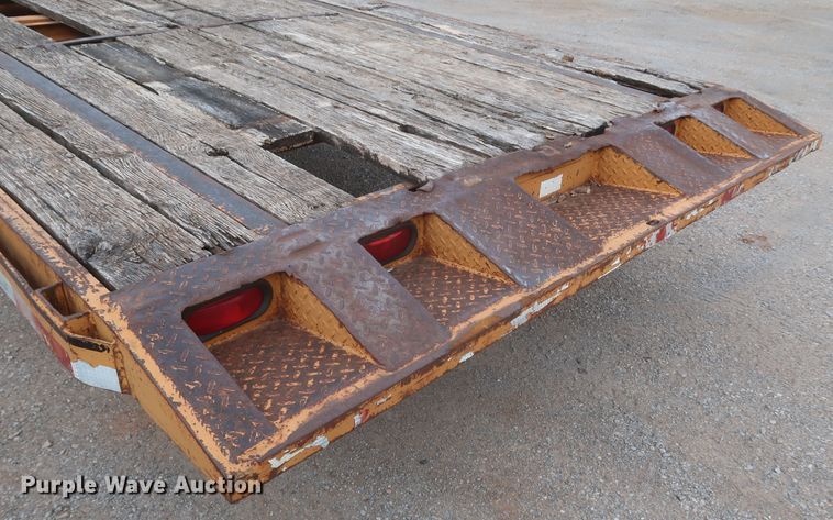 image for item KR9880 2007 Econoline SP1825TE  tilt deck equipment trailer