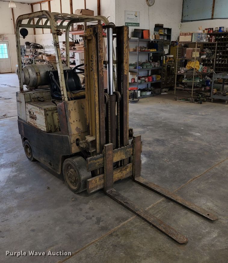 image for item KT9894 Yale GLC030UAD071  forklift
