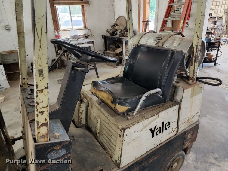 image for item KT9894 Yale GLC030UAD071  forklift