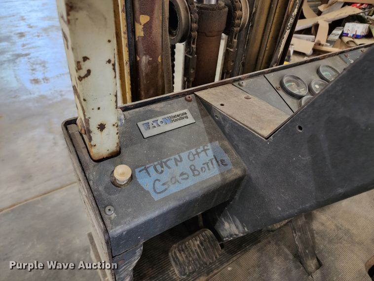 image for item KT9894 Yale GLC030UAD071  forklift