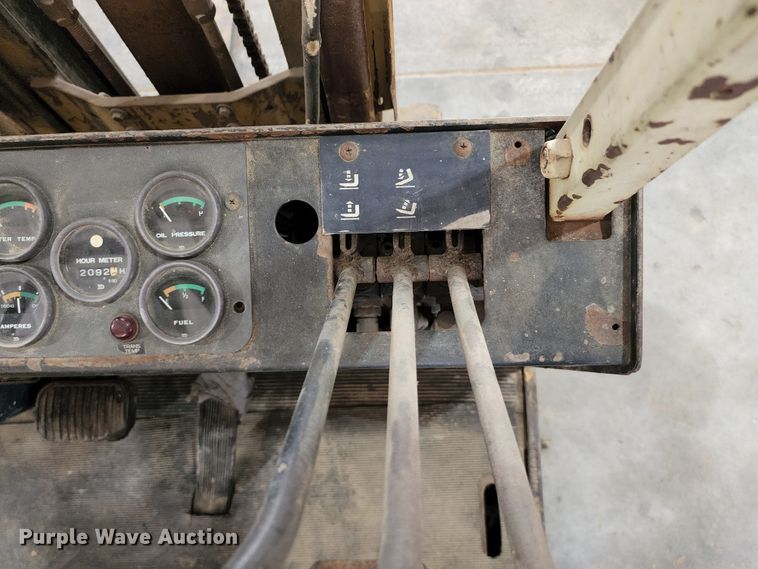 image for item KT9894 Yale GLC030UAD071  forklift