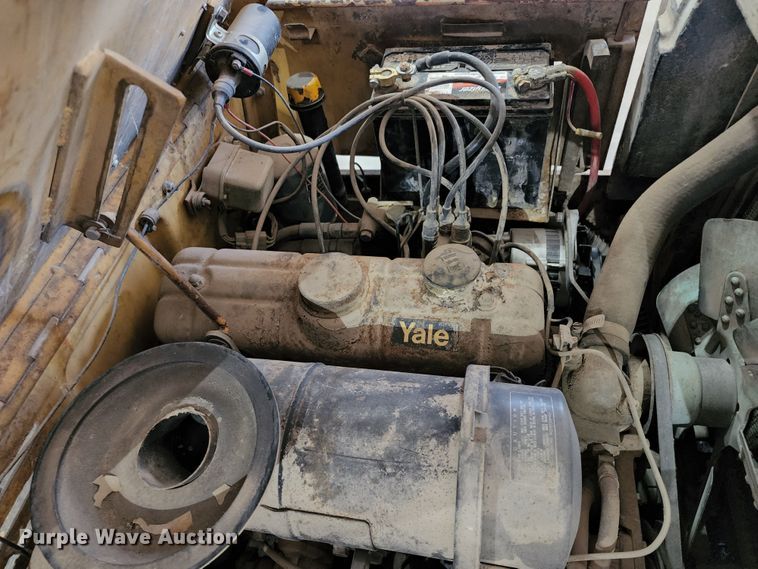 image for item KT9894 Yale GLC030UAD071  forklift