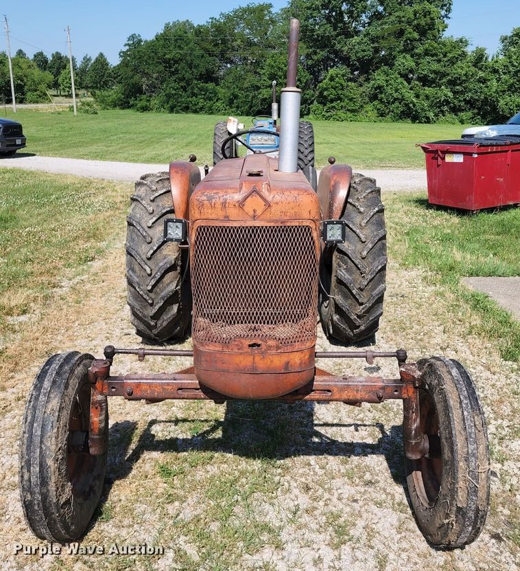 image for item KU9368 Allis-Chalmers D14  tractor
