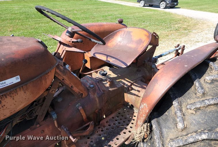 image for item KU9368 Allis-Chalmers D14  tractor