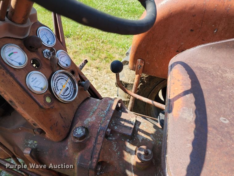 image for item KU9368 Allis-Chalmers D14  tractor