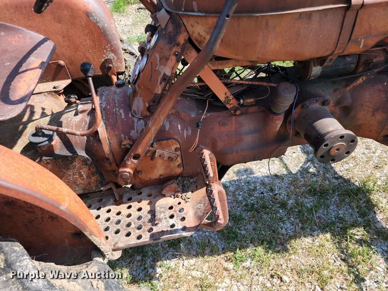 image for item KU9368 Allis-Chalmers D14  tractor