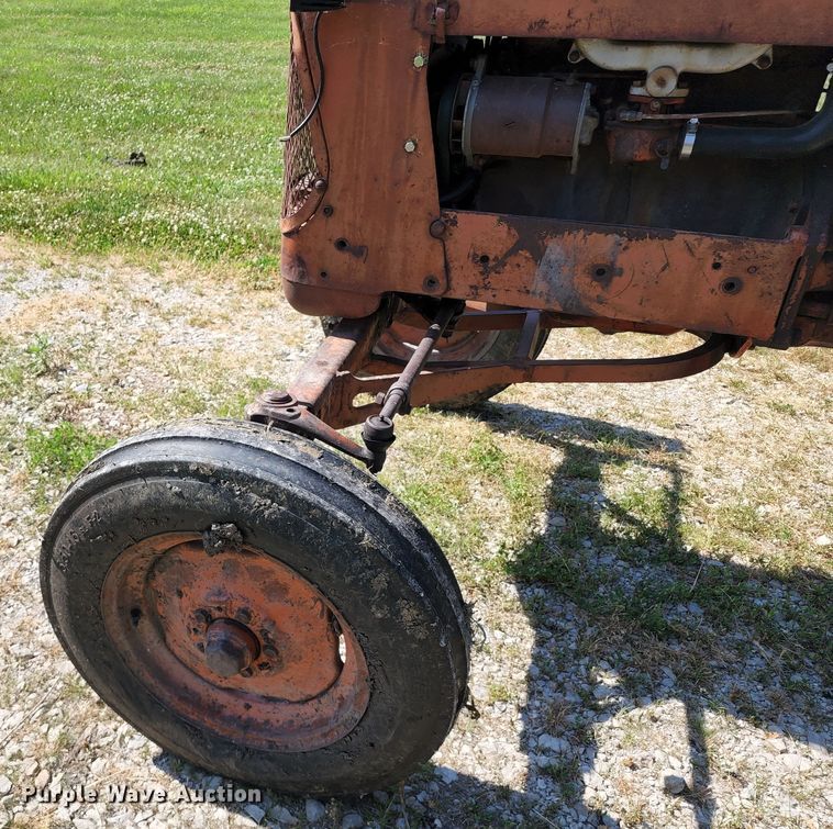 image for item KU9368 Allis-Chalmers D14  tractor