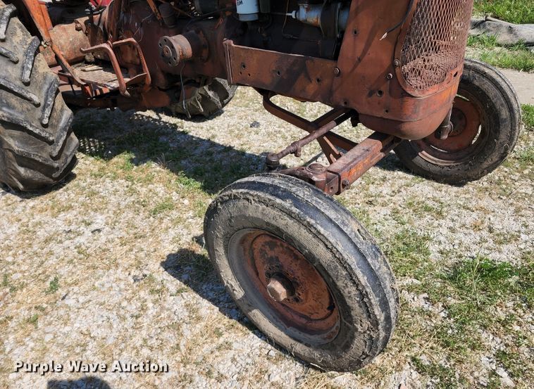 image for item KU9368 Allis-Chalmers D14  tractor