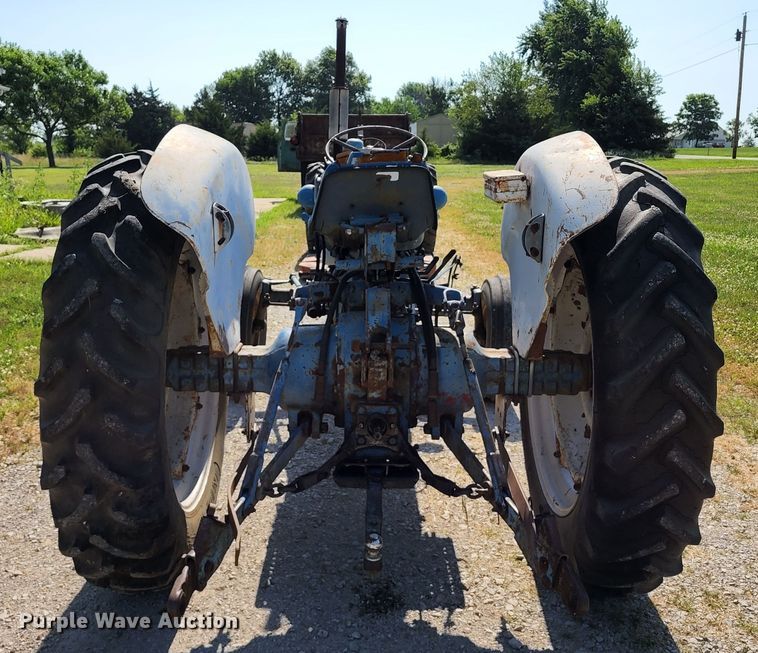 image for item KU9369 Ford 4000  tractor
