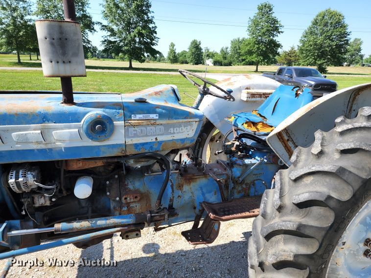 image for item KU9369 Ford 4000  tractor
