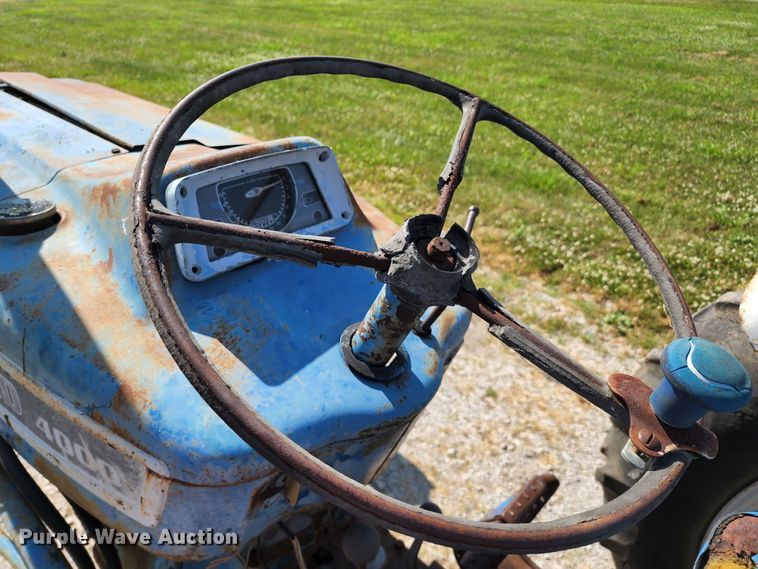 image for item KU9369 Ford 4000  tractor