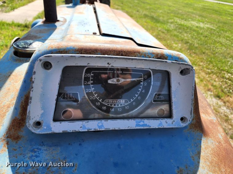 image for item KU9369 Ford 4000  tractor