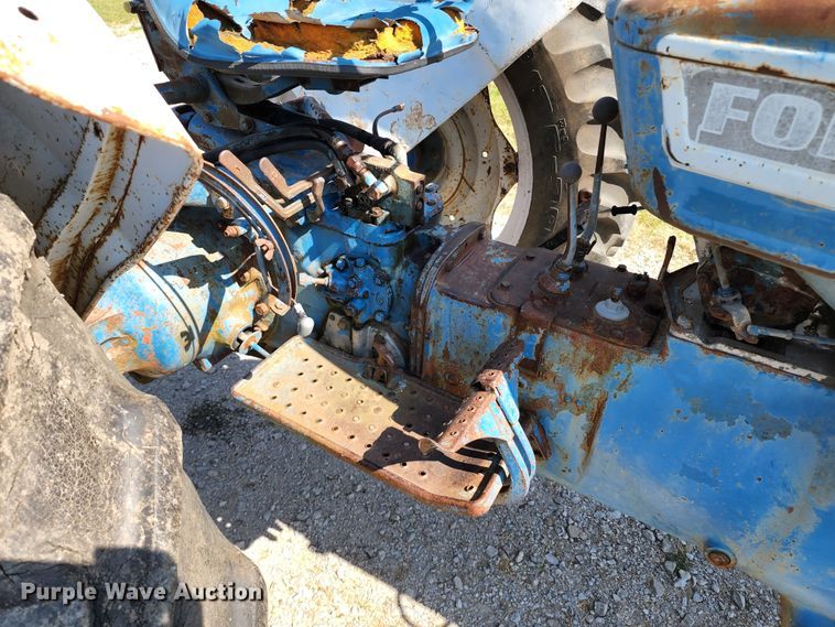 image for item KU9369 Ford 4000  tractor