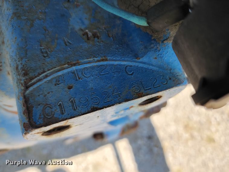 image for item KU9369 Ford 4000  tractor
