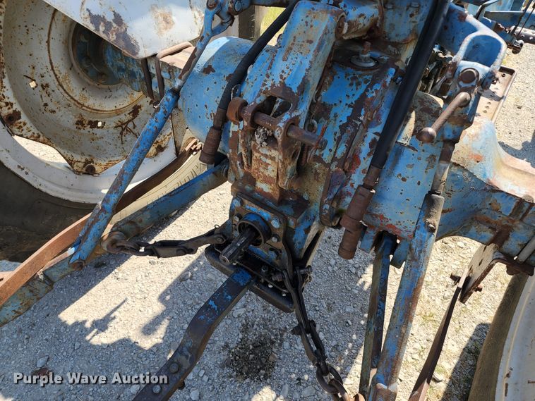image for item KU9369 Ford 4000  tractor