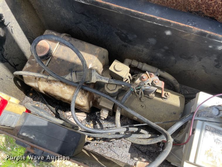 image for item LF9018 2008 Load Trail  dump trailer