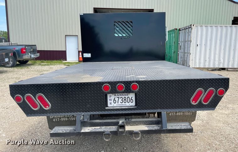 image for item LF9019 2006 Chevrolet C4500  flatbed truck