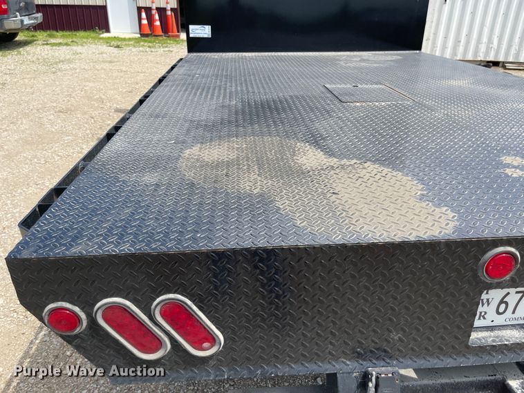 image for item LF9019 2006 Chevrolet C4500  flatbed truck