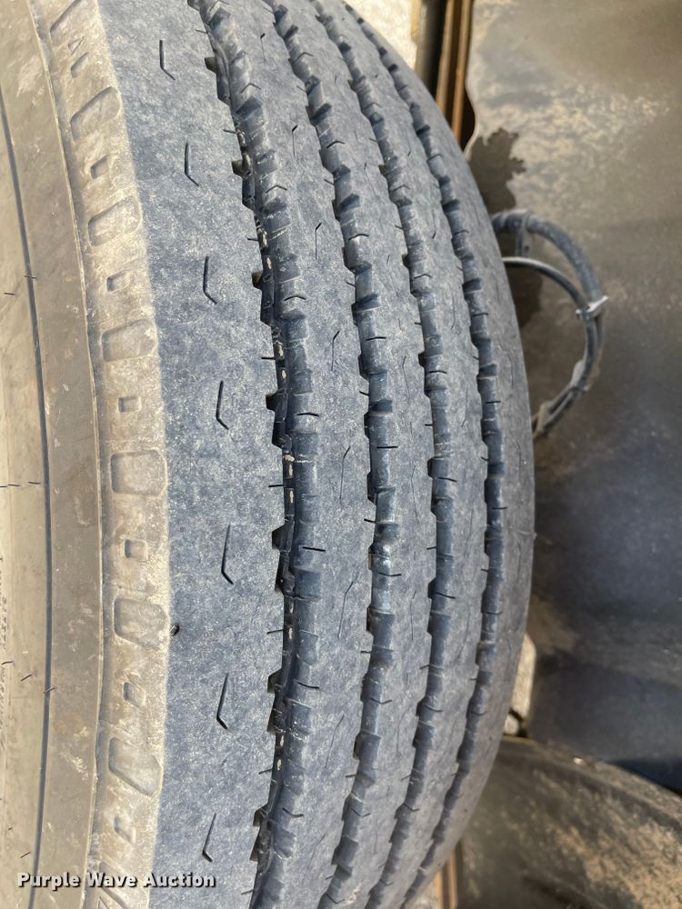 image for item LF9019 2006 Chevrolet C4500  flatbed truck