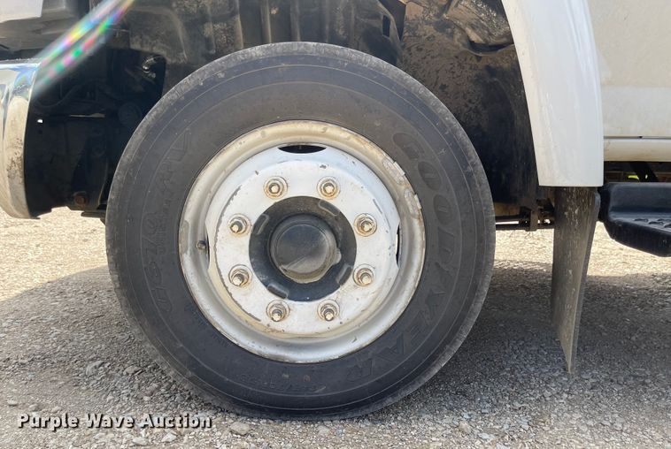 image for item LF9019 2006 Chevrolet C4500  flatbed truck