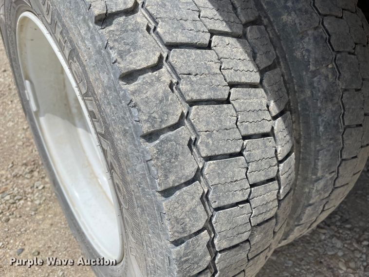 image for item LF9019 2006 Chevrolet C4500  flatbed truck