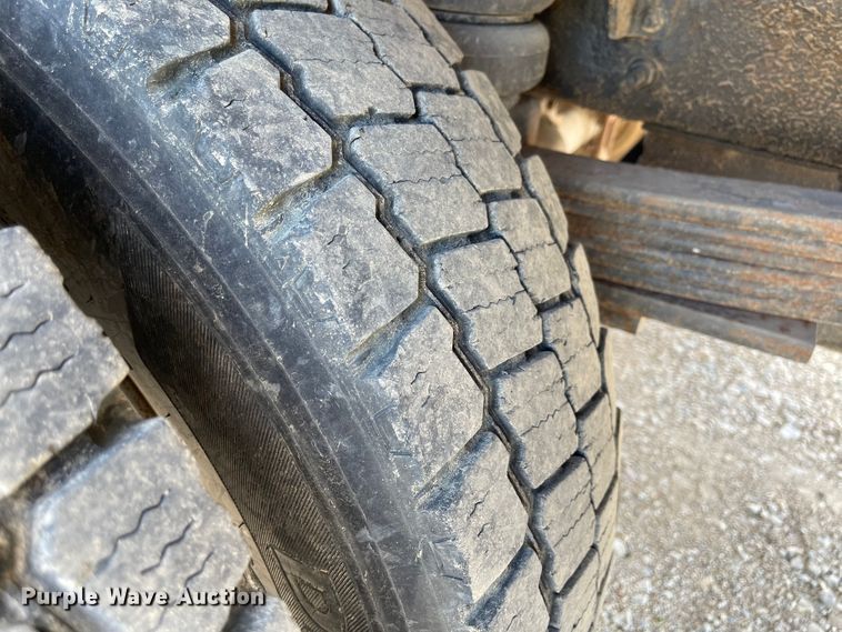 image for item LF9019 2006 Chevrolet C4500  flatbed truck