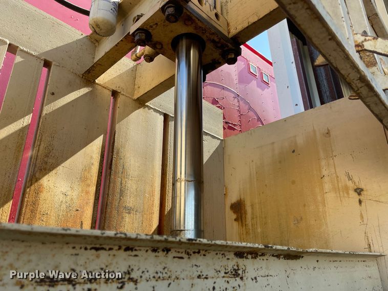 image for item LF9029 Cardboard baler