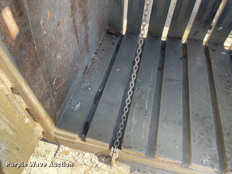 image for item LF9030 Piqua HD2200  cardboard baler