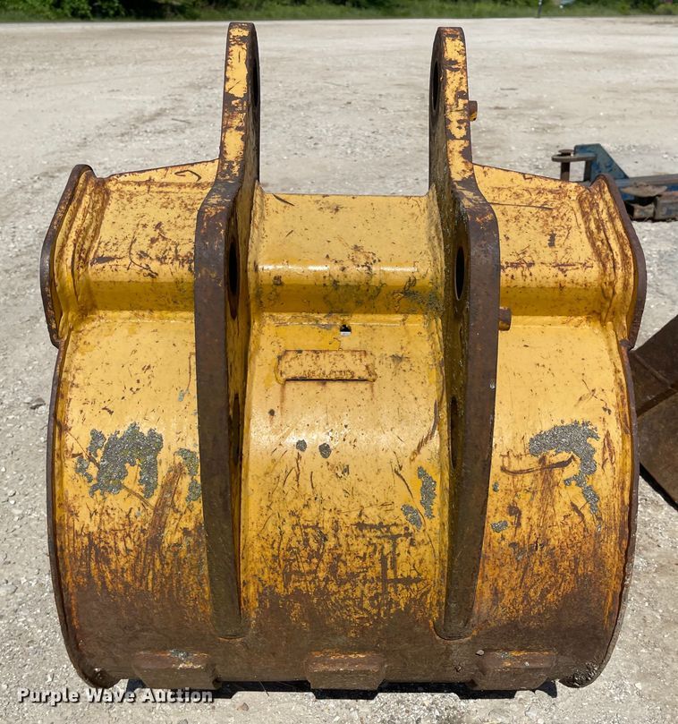image for item LF9034 24"W excavator bucket